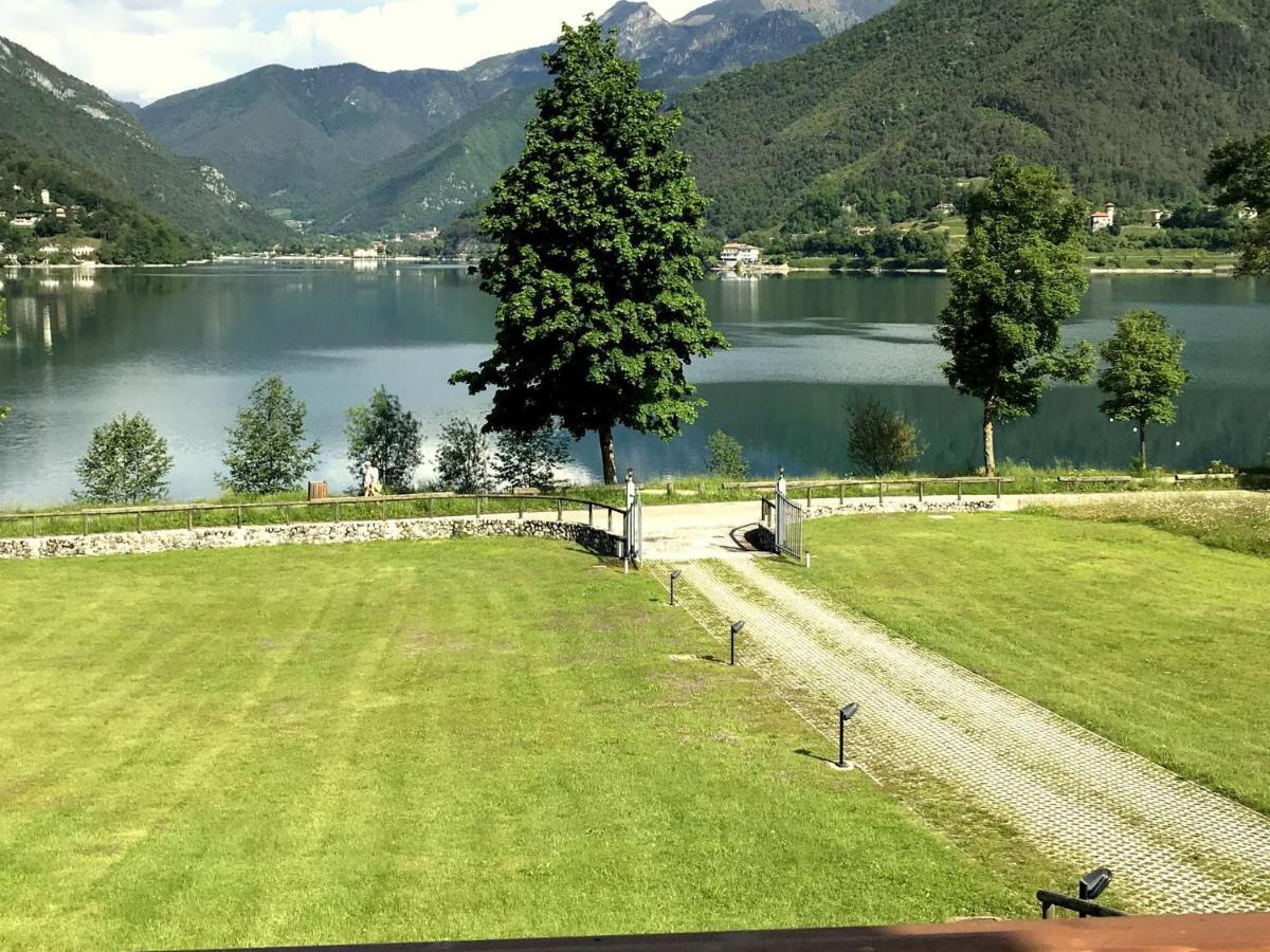 Belvilla By Oyo Villa Etti Bilo - Fronte Lago Molina di Ledro Kültér fotó