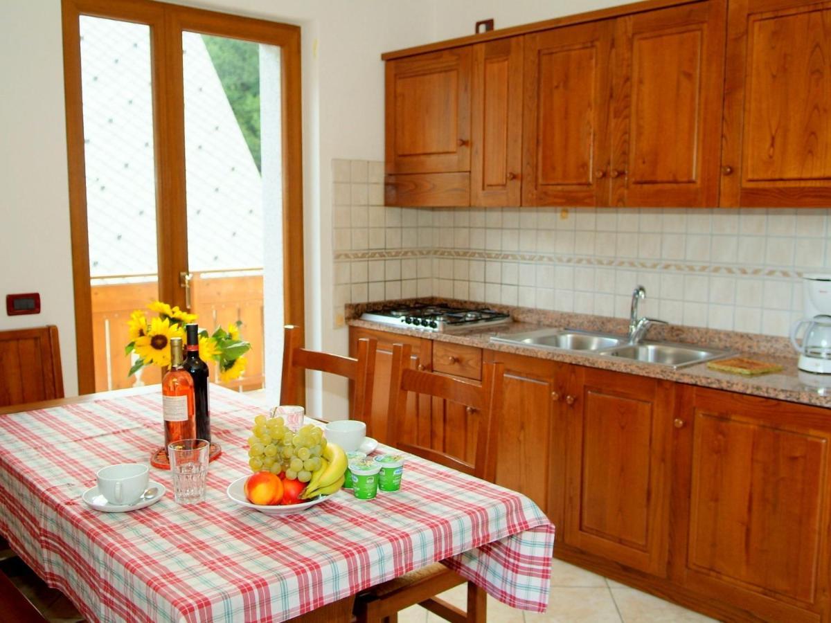 Belvilla By Oyo Villa Etti Bilo - Fronte Lago Molina di Ledro Kültér fotó